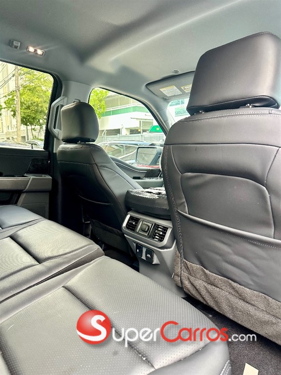 2022 Ford F 150 XLT — foto 9 / 10