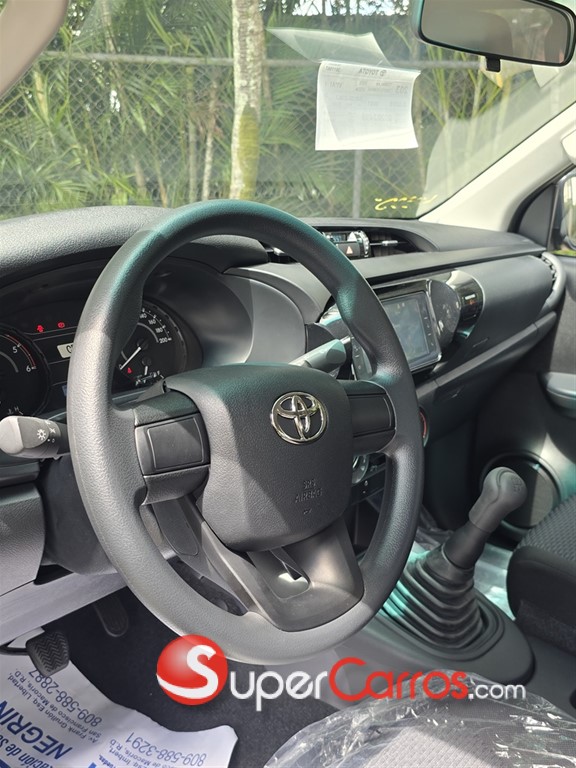 2026 Toyota Hilux — foto 5 / 8