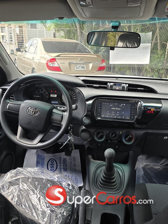 2026 Toyota Hilux — foto 7 / 8