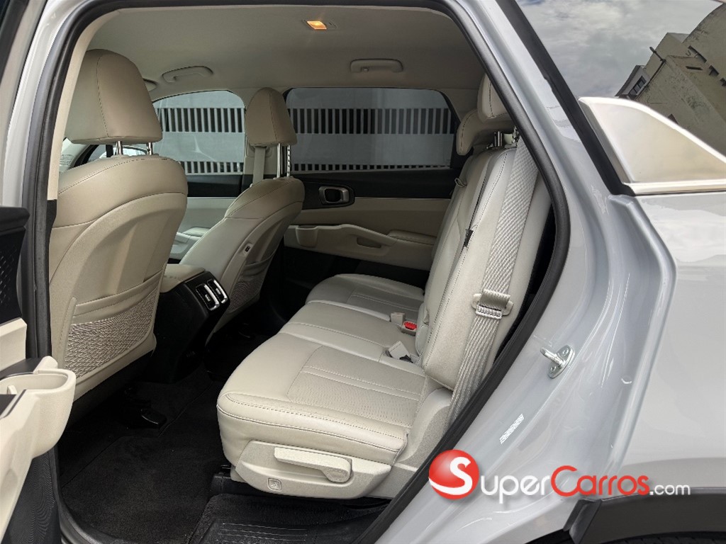 2024 Kia Sorento S — foto 6 / 7