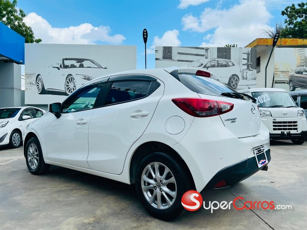 2020 Mazda Demio — foto 6 / 10