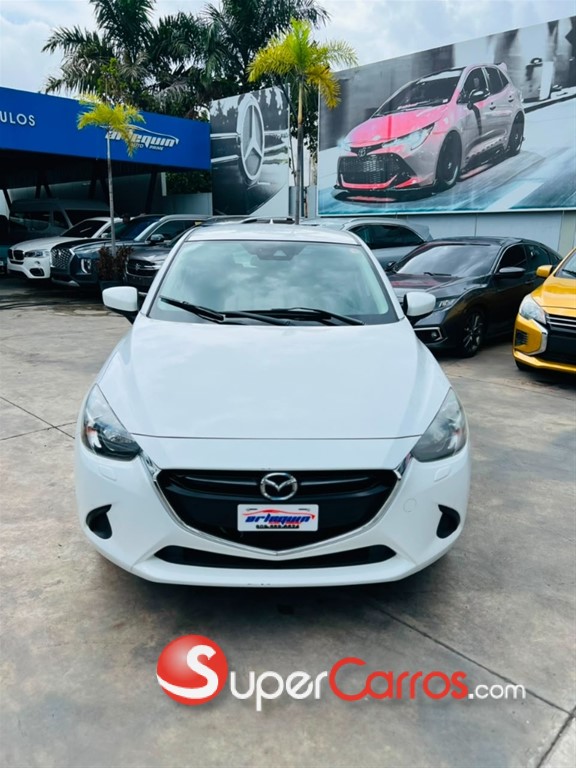 2020 Mazda Demio — foto 8 / 10