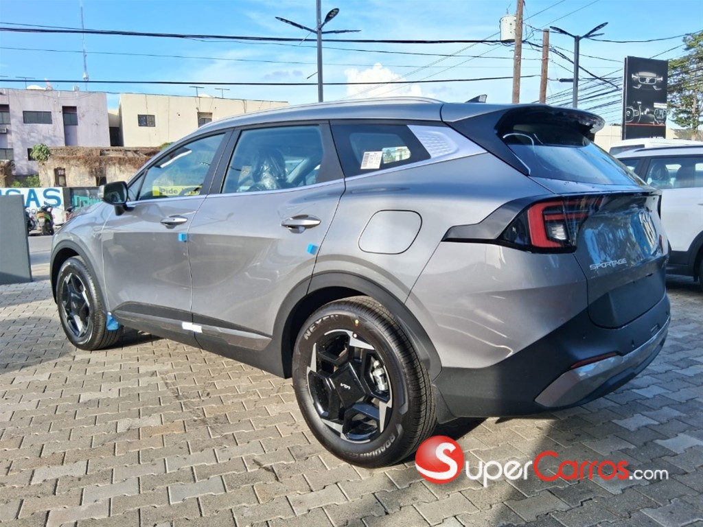 2027 Kia Sportage Sport — foto 4 / 11