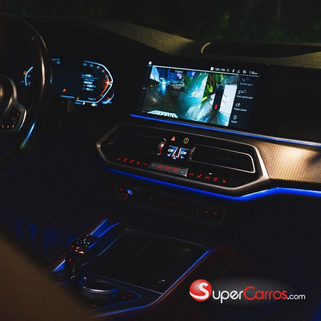 2022 BMW X 6 xDrive40i — foto 6 / 12