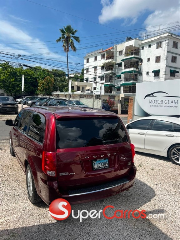 2019 Dodge Grand Caravan SXT — foto 9 / 12