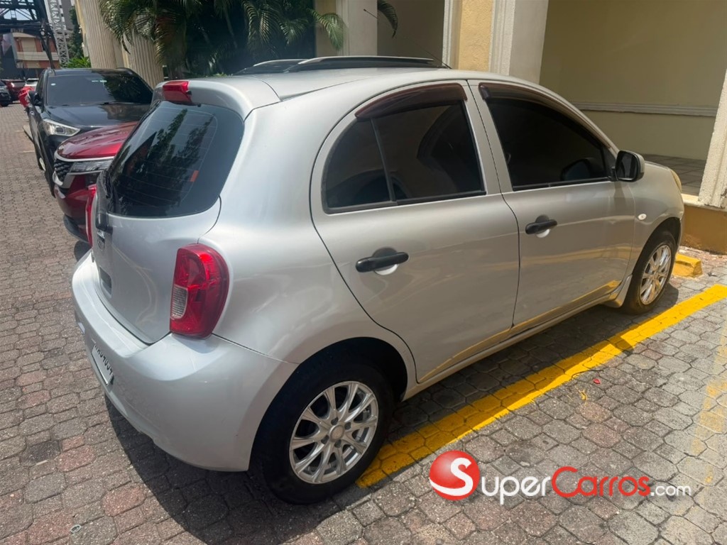 2018 Nissan March — foto 4 / 8