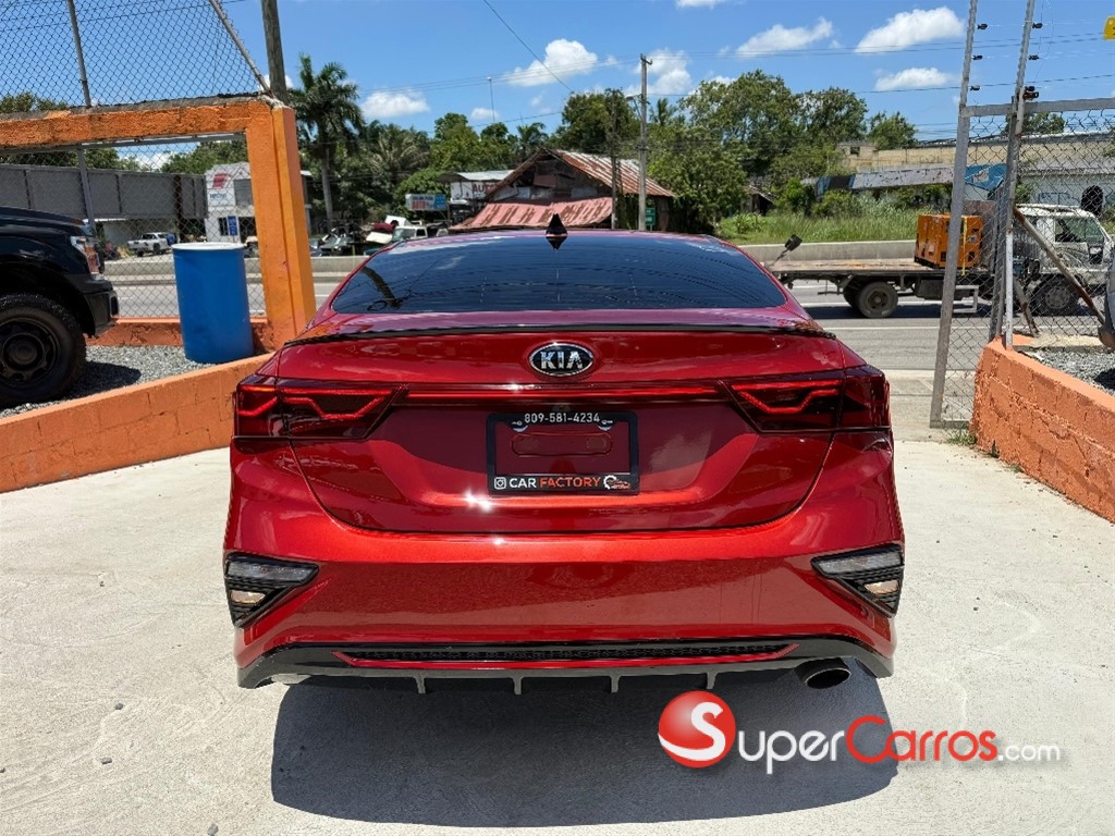 2020 Kia Forte GT Line — foto 2 / 12