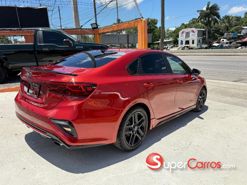 2020 Kia Forte GT Line — foto 3 / 12