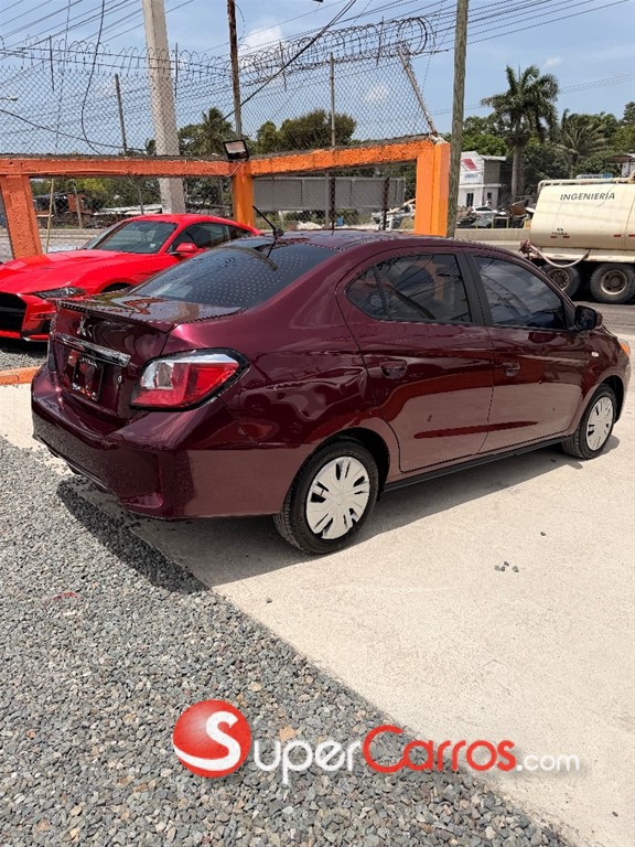 2023 Mitsubishi Motors Mirage G4 — foto 5 / 10
