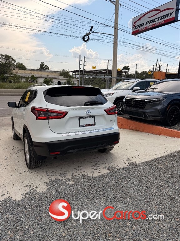 2022 Nissan Rogue Sport — foto 4 / 10