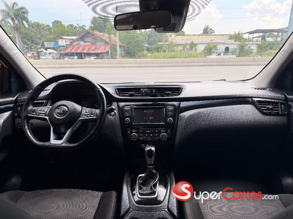 2022 Nissan Rogue Sport — foto 8 / 10