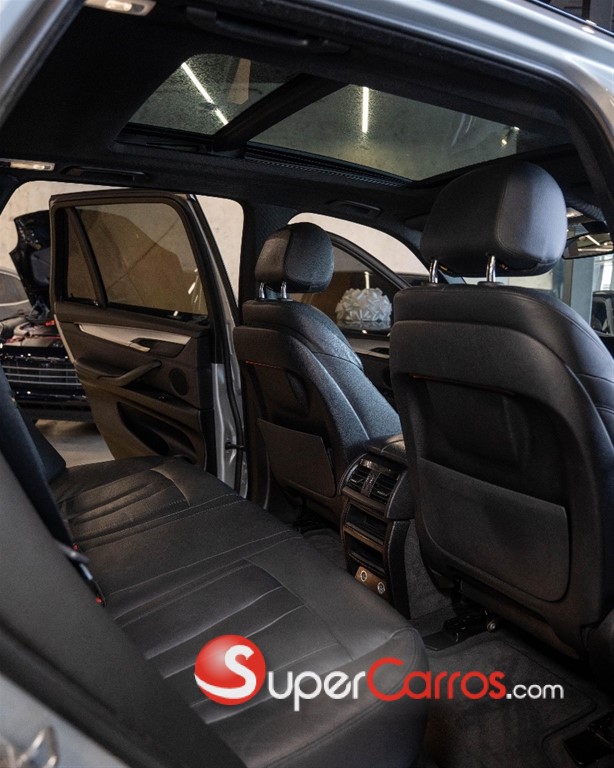 2016 BMW X 5 XDRIVE 30D — foto 11 / 12
