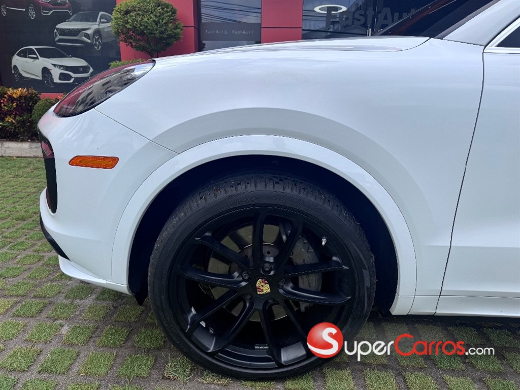 2019 Porsche Cayenne Coupe S — foto 4 / 6