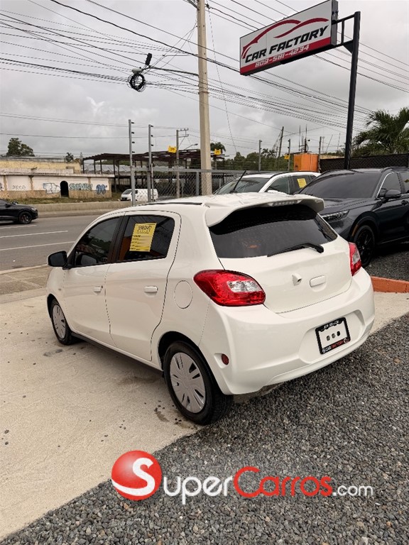 2020 Mitsubishi Motors Mirage — foto 3 / 10