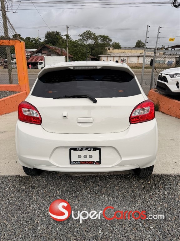2020 Mitsubishi Motors Mirage — foto 4 / 10