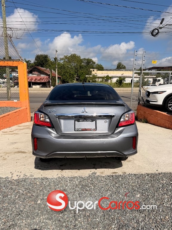 2021 Mitsubishi Motors Mirage G4 — foto 4 / 9