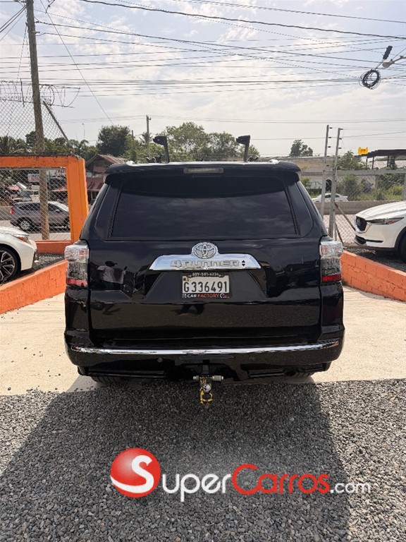 2015 Toyota 4 Runner Limited — foto 4 / 11