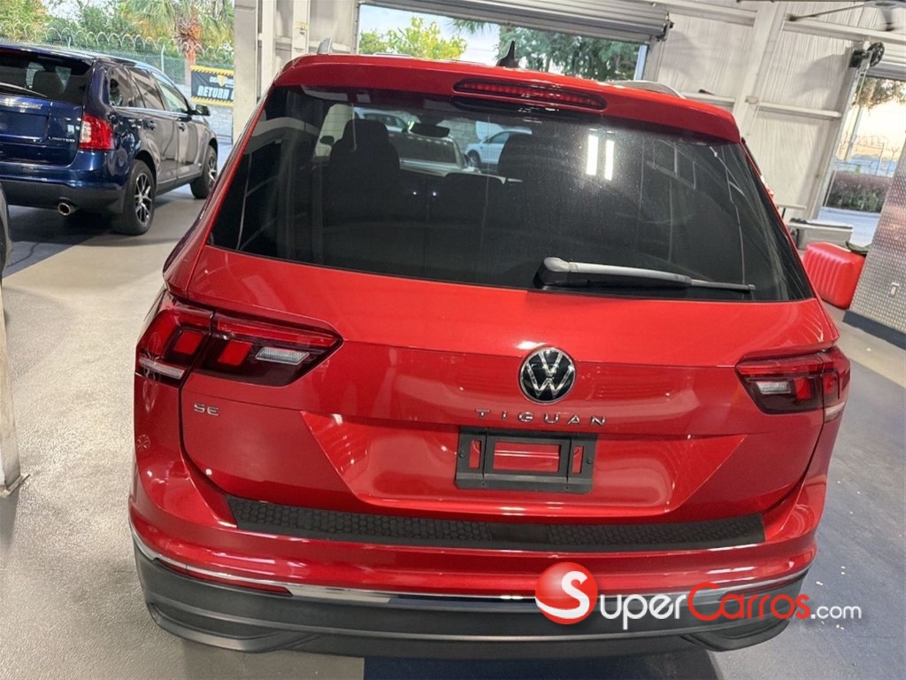 2022 Volkswagen Tiguan SE 4Motion — foto 5 / 10