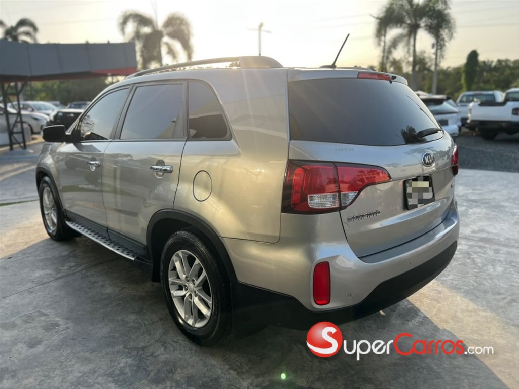 2015 Kia Sorento LX — foto 4 / 7