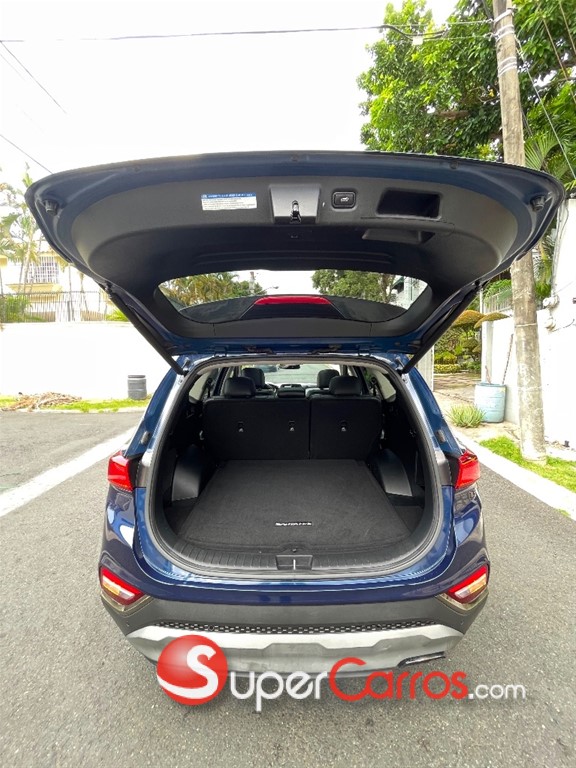 2020 Hyundai Santa Fe Limited — foto 10 / 12