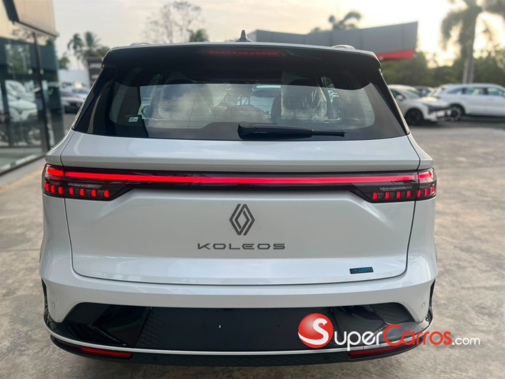 2026 Renault Koleos Full Hybrid E-tech — foto 5 / 12