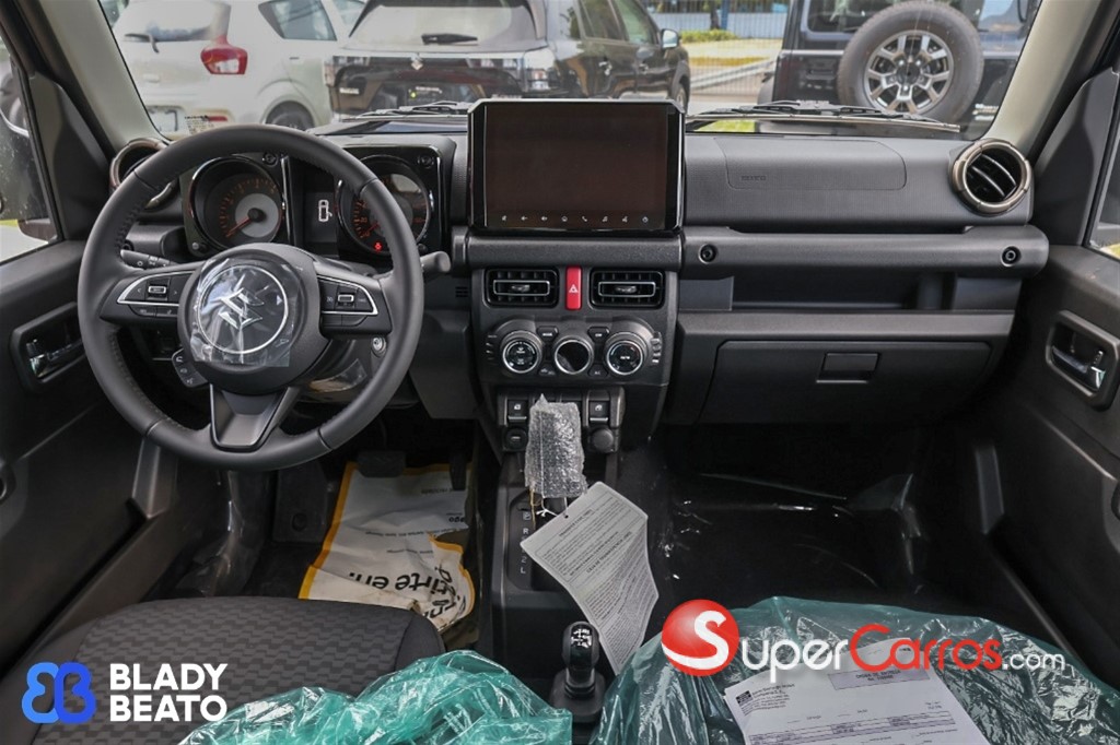 2027 Suzuki Jimny GLX — foto 9 / 12