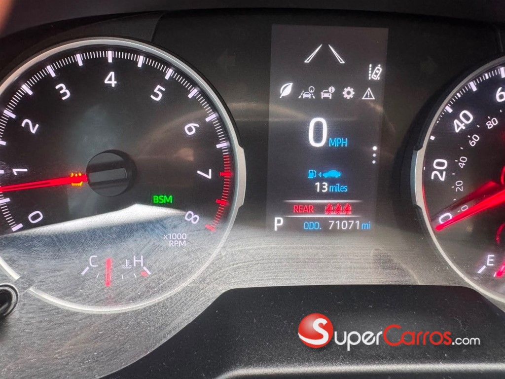 2022 Toyota RAV4 XLE PLUS — foto 6 / 12