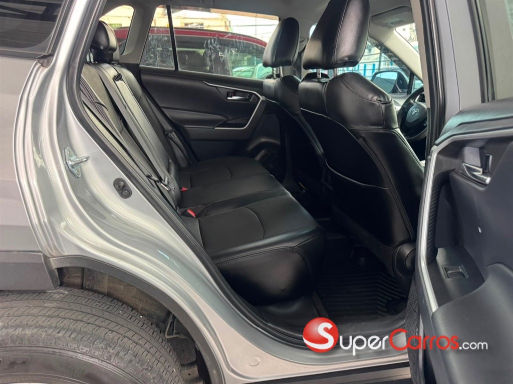 2022 Toyota RAV4 XLE PLUS — foto 12 / 12