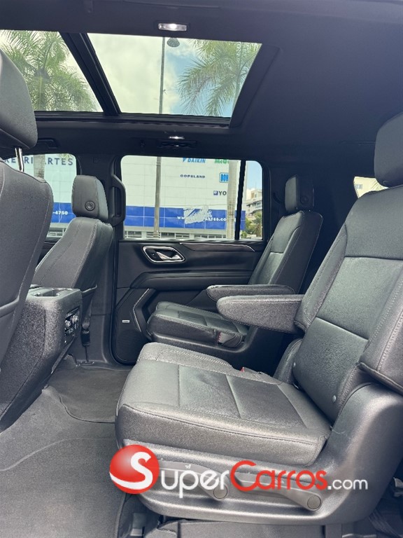2023 Chevrolet Suburban Highcountry — foto 7 / 12