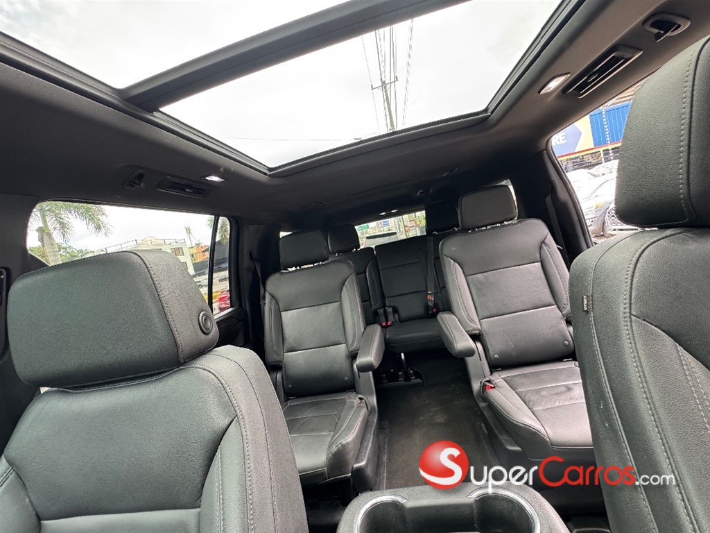 2023 Chevrolet Suburban Highcountry — foto 9 / 12