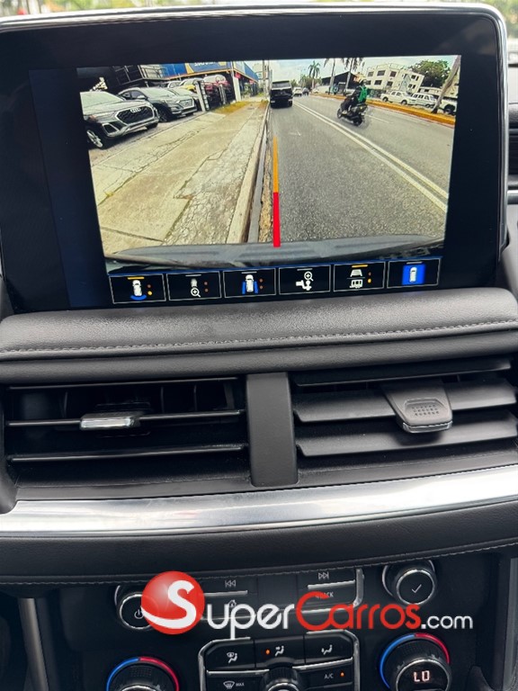 2023 Chevrolet Suburban Highcountry — foto 11 / 12