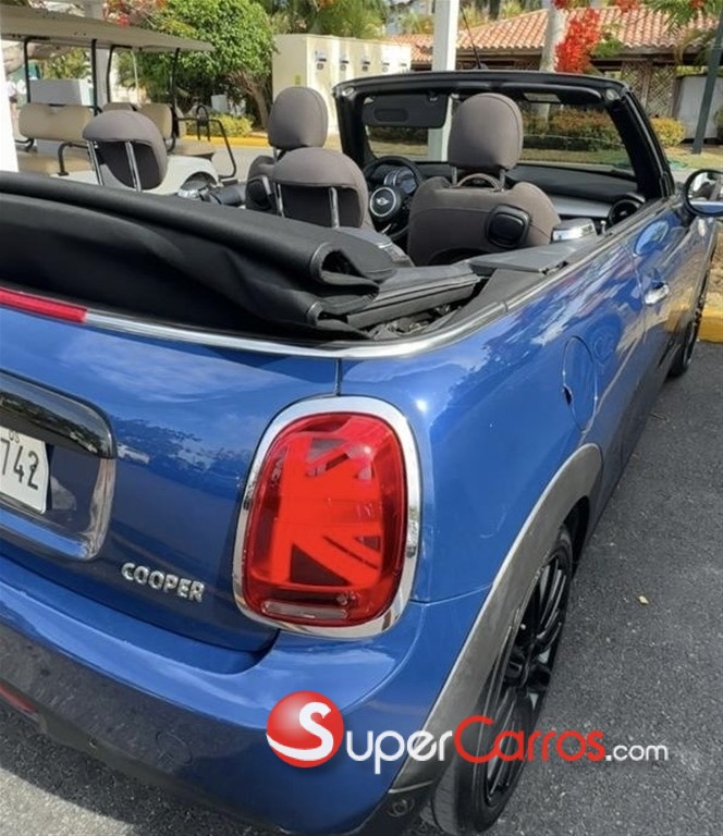 2016 Mini Cooper Convertible — foto 7 / 11
