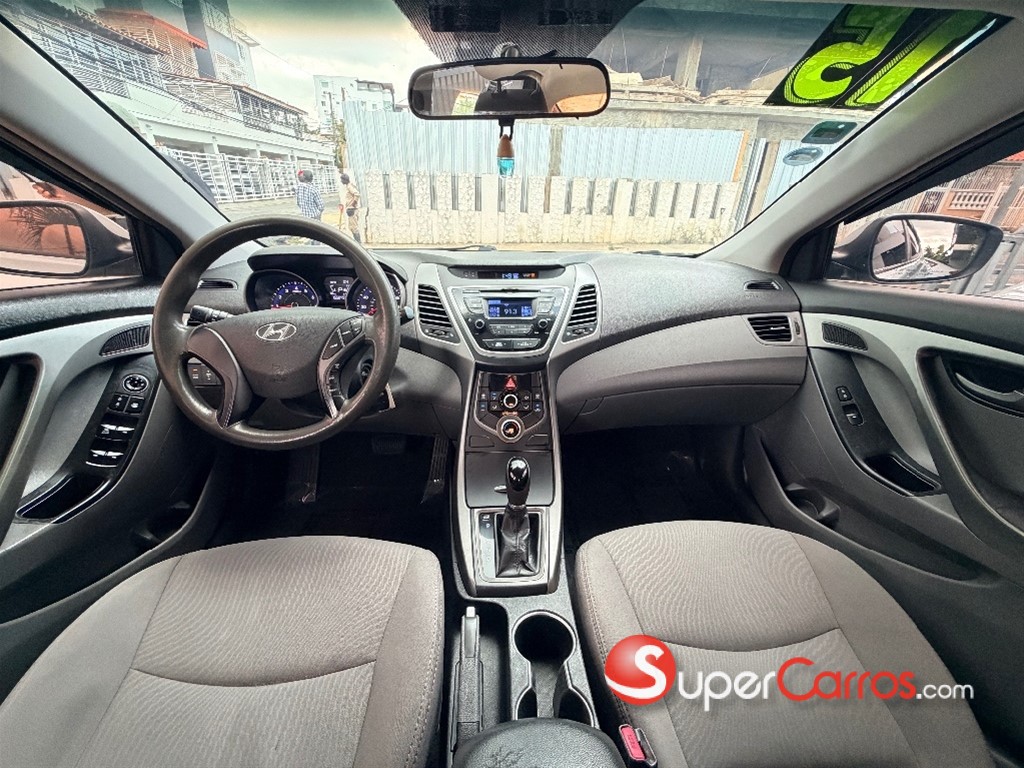 2015 Hyundai Elantra — foto 7 / 8