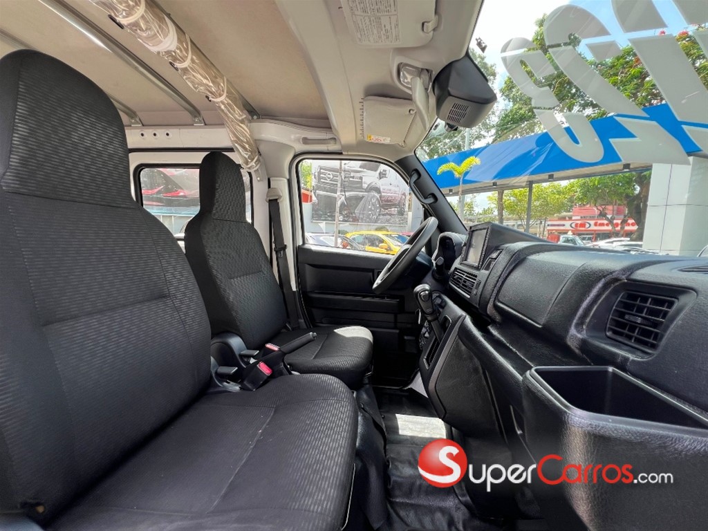 2023 Daihatsu Hijet — foto 7 / 12