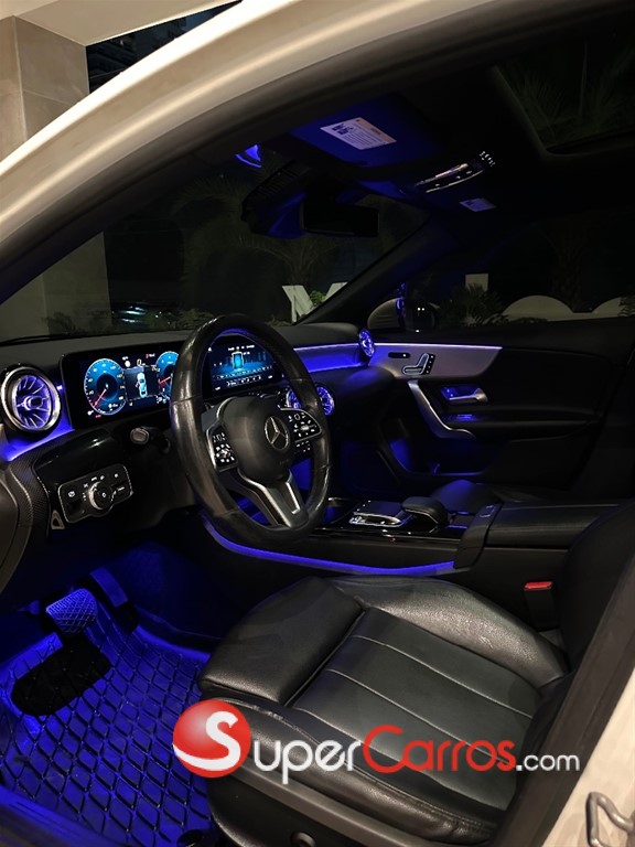2019 Mercedes-Benz Clase A 220 AMG — foto 4 / 8