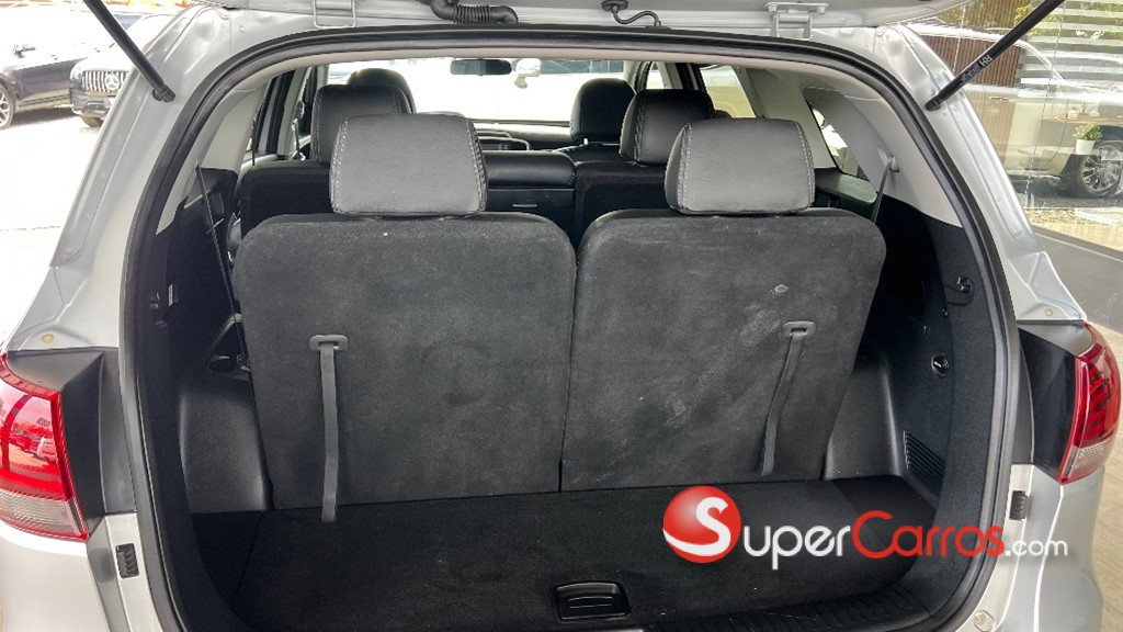 2020 Kia Sorento LX — foto 8 / 10