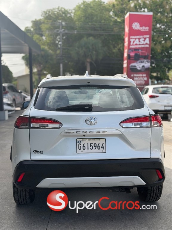 2023 Toyota Corolla Cross — foto 6 / 11