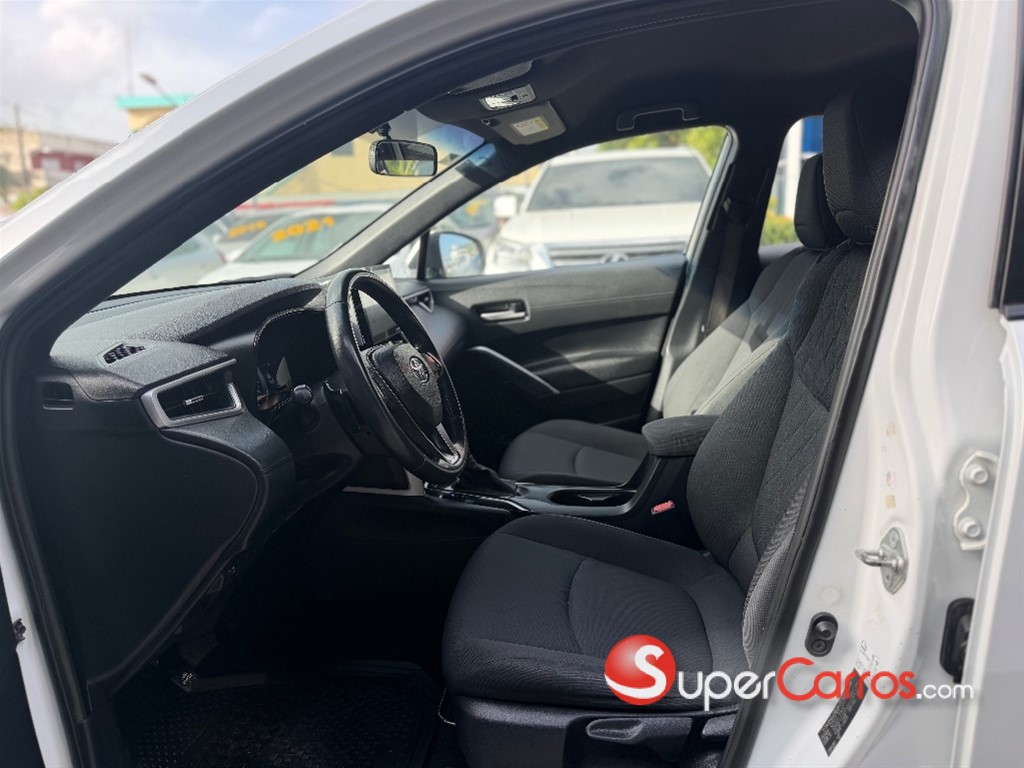 2023 Toyota Corolla Cross — foto 8 / 11