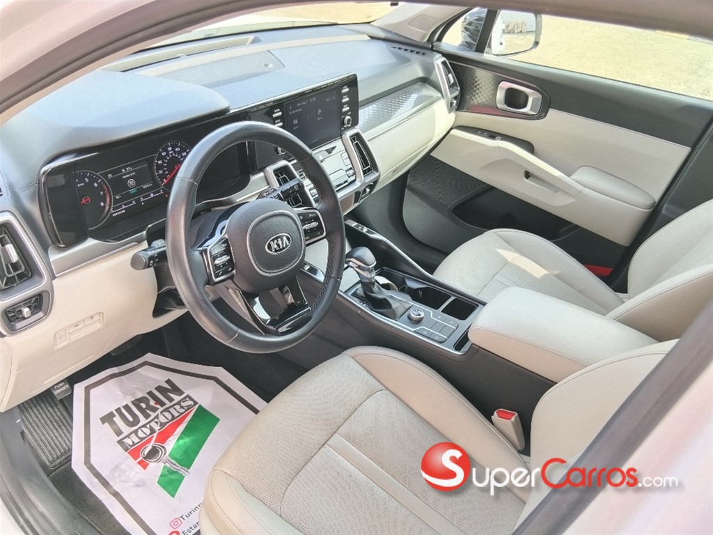2021 Kia Sorento S — foto 8 / 12