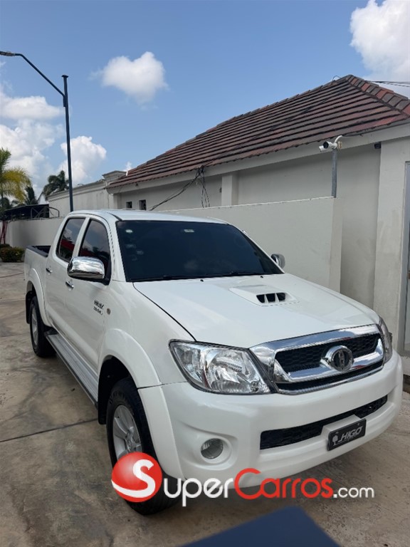 2011 Toyota Hilux SRV — foto 4 / 5