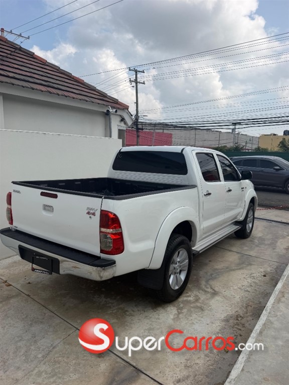 2011 Toyota Hilux SRV — foto 5 / 5