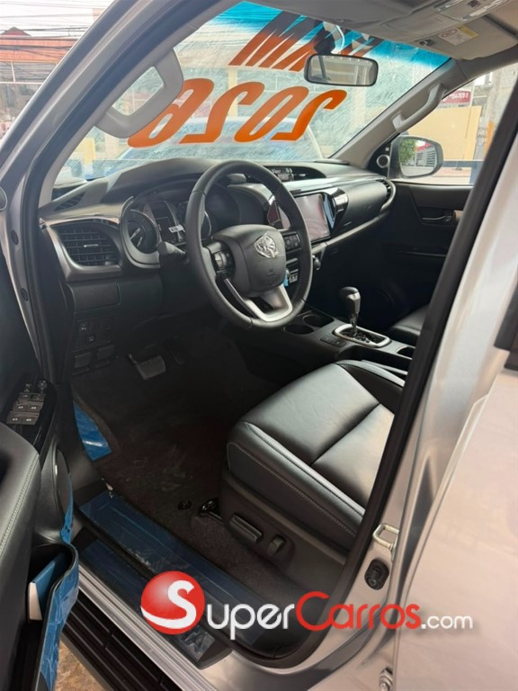 2026 Toyota Hilux SRX — foto 5 / 9