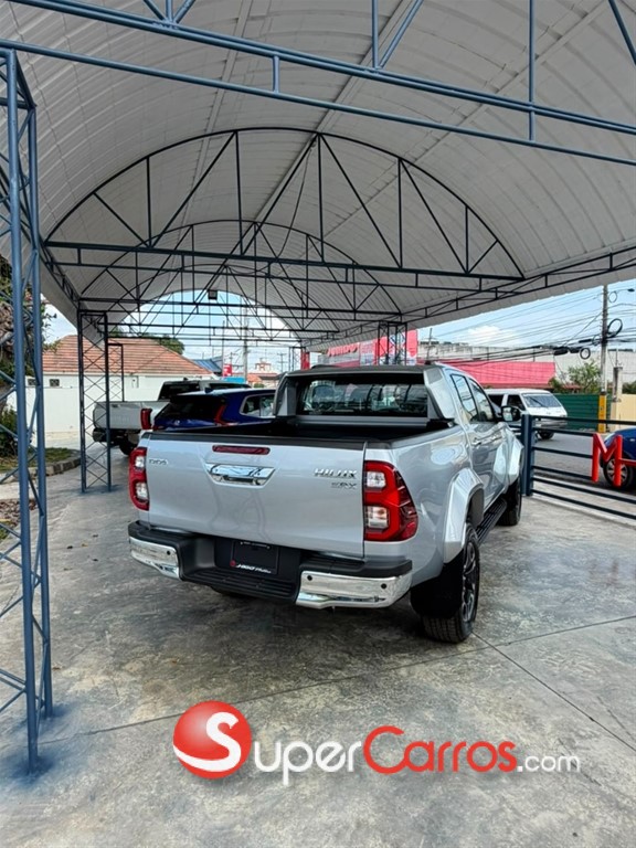 2026 Toyota Hilux SRX — foto 9 / 9