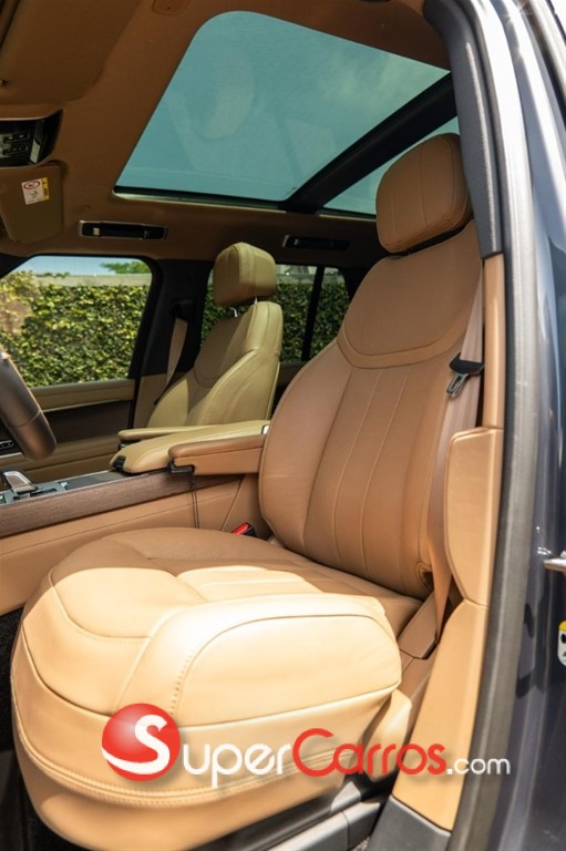 2025 Land Rover Range Rover Vogue HSE — foto 6 / 12