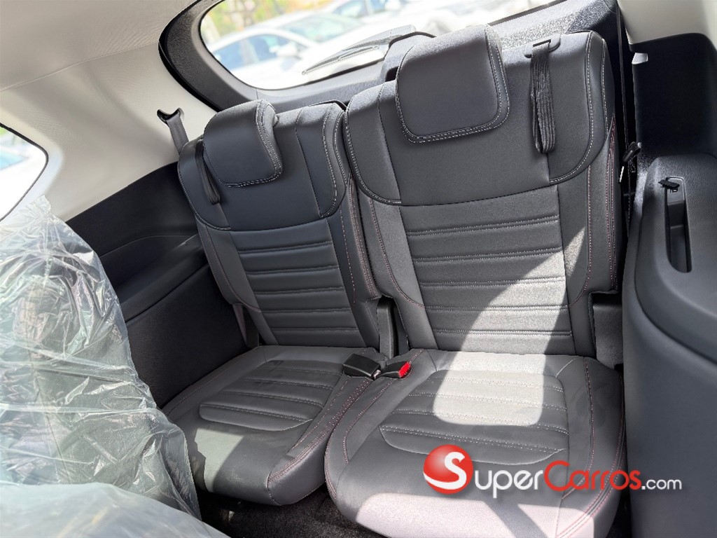 2027 Maxus D60 — foto 9 / 10