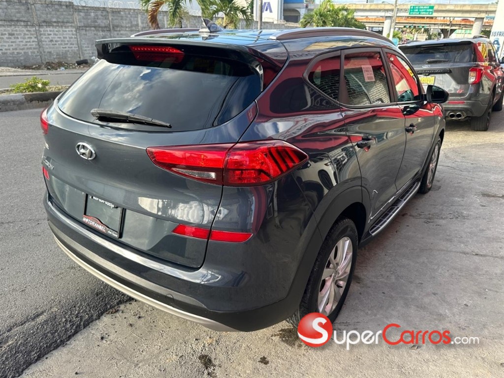 2020 Hyundai Tucson SE — foto 6 / 12