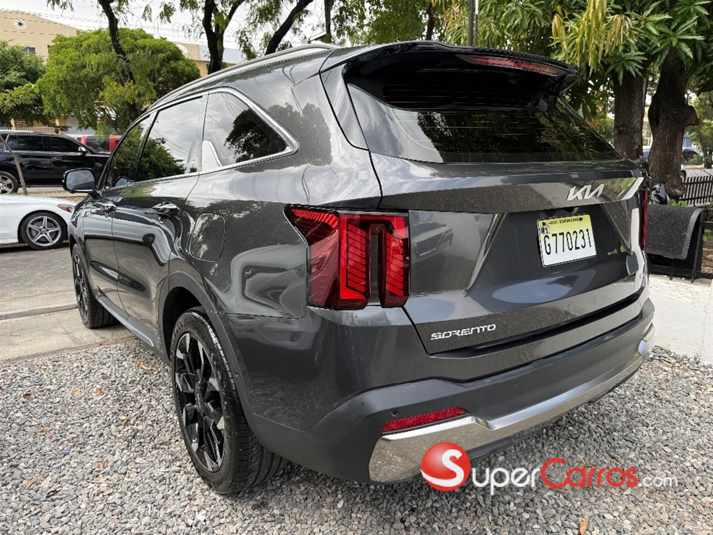 2026 Kia Sorento Limited — foto 8 / 12