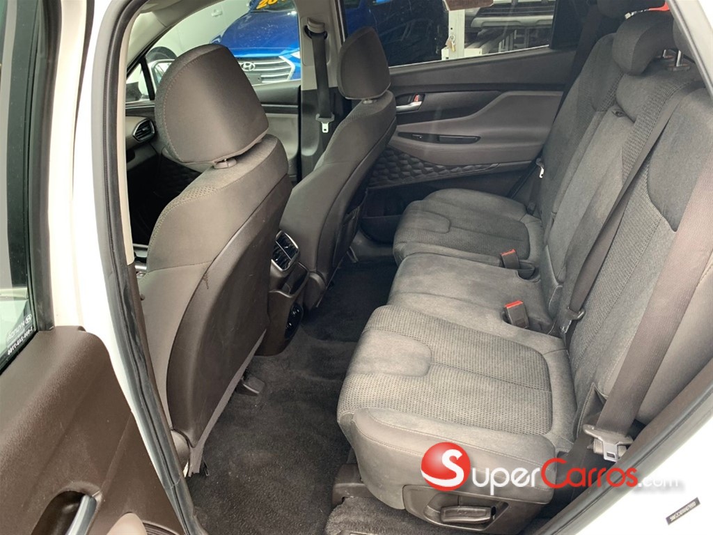 2019 Hyundai Santa Fe SE — foto 10 / 11