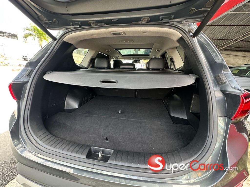 2020 Hyundai Santa Fe Limited — foto 8 / 12