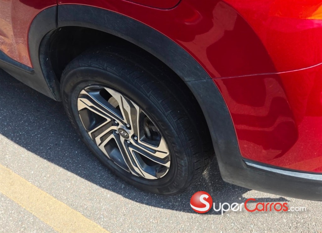 2021 Hyundai Santa Fe SE — foto 10 / 11